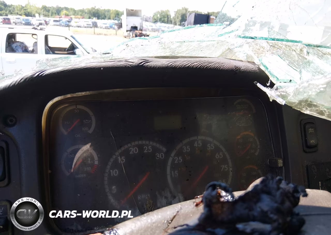 2014 Freightliner M2 106 Medium Duty VIN:1FVACXCY1EHFU0849 - 6