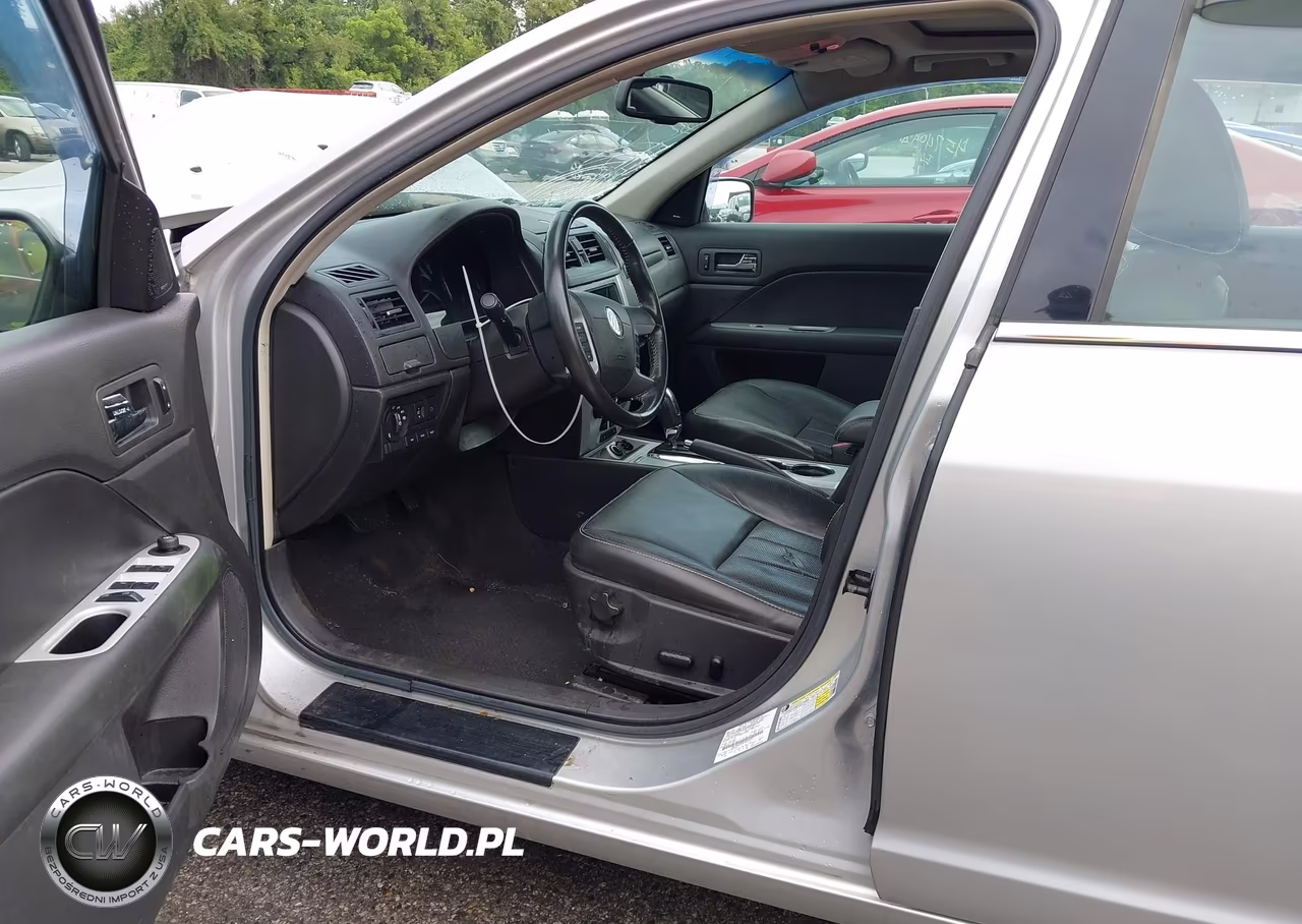 2010 Mercury Milan Premier VIN:3MEHM0JG8AR605077 - 5