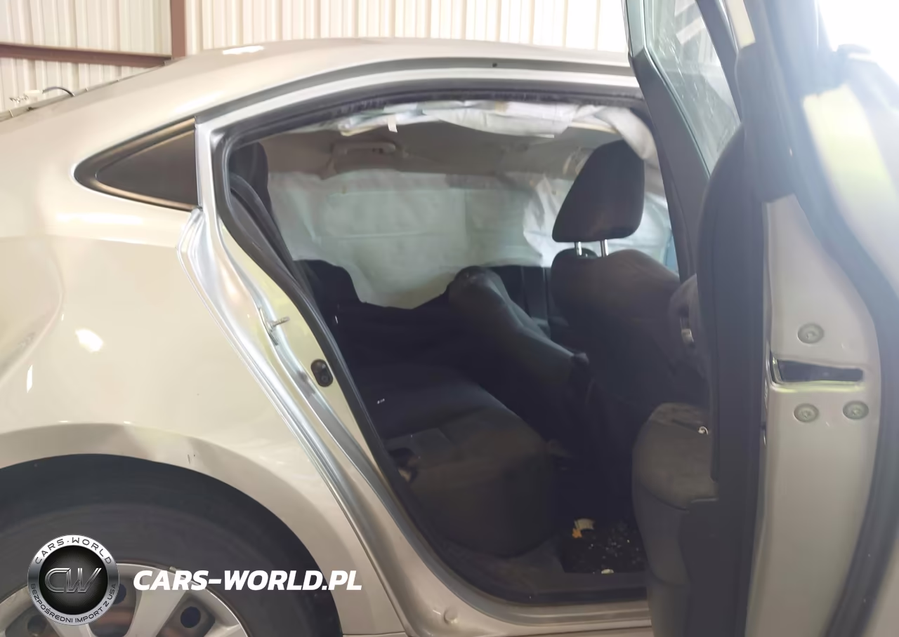 2021 Toyota Corolla Le VIN:JTDEPMAE4MJ127501 - 8