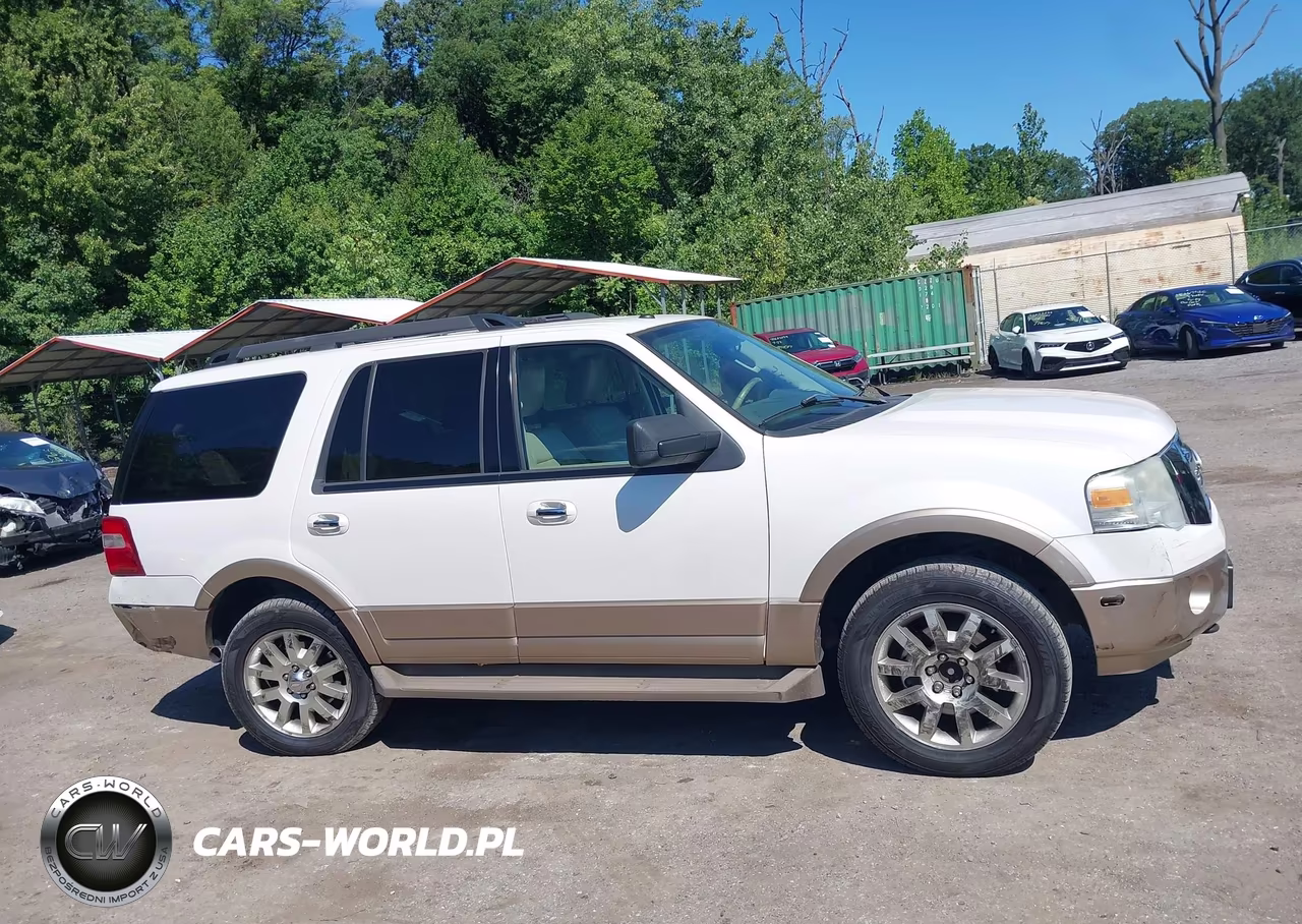 2011 Ford Expedition Xlt VIN:1FMJU1J54BEF45340 - 14