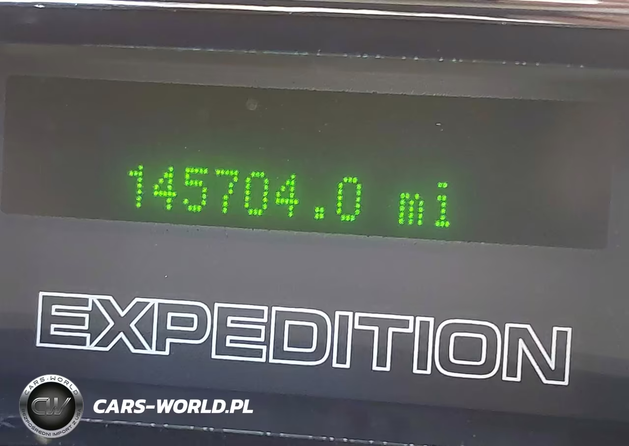 2011 Ford Expedition Xlt VIN:1FMJU1J54BEF45340 - 16