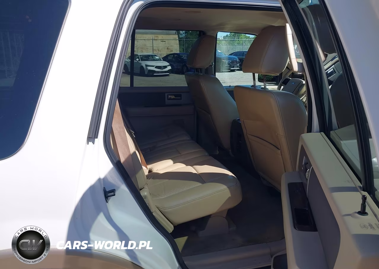 2011 Ford Expedition Xlt VIN:1FMJU1J54BEF45340 - 8