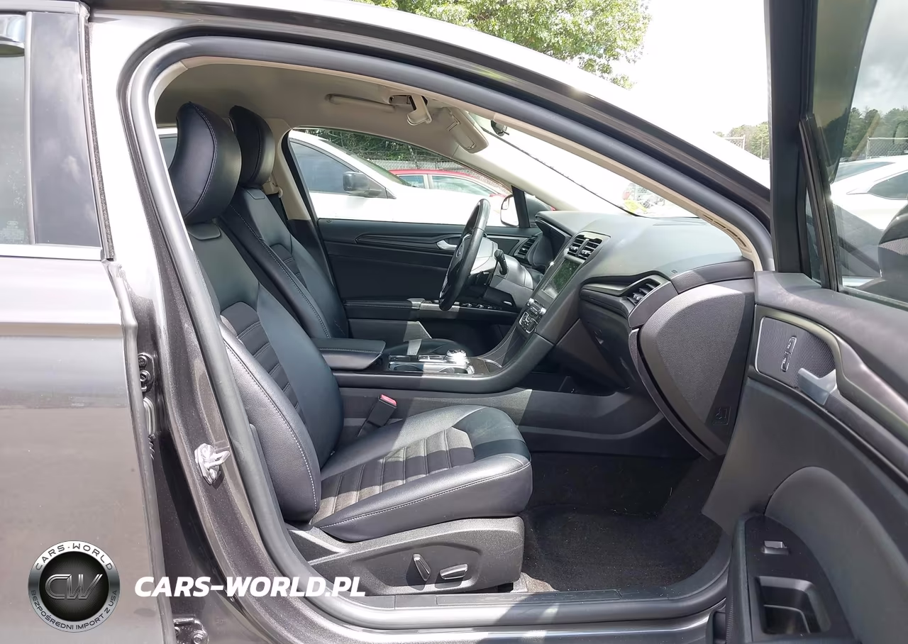 2018 Ford Fusion Se VIN:3FA6P0HD5JR251021 - 5