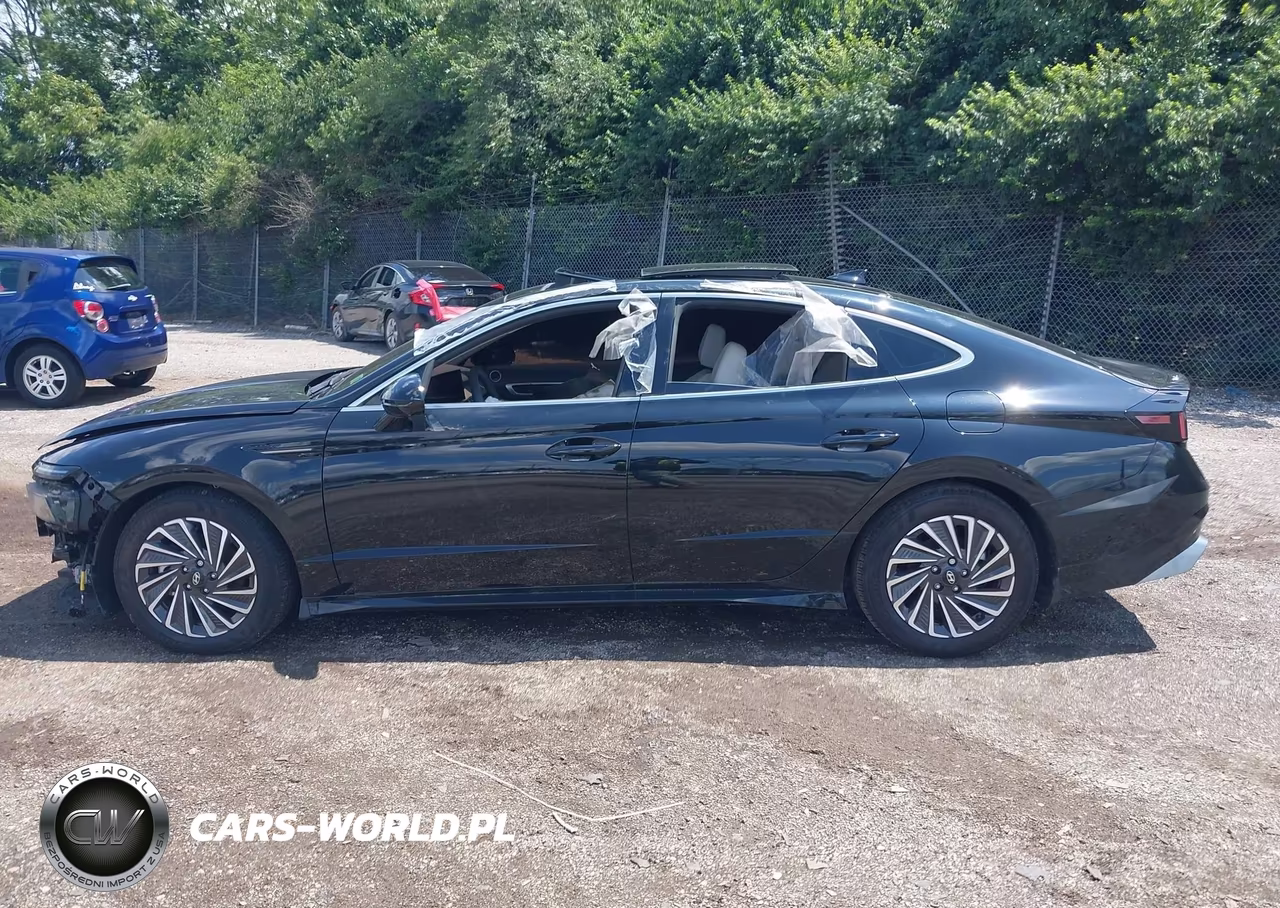 2025 Hyundai Sonata Hybrid Limited VIN:KMHL54JJ0SA114795 - 14