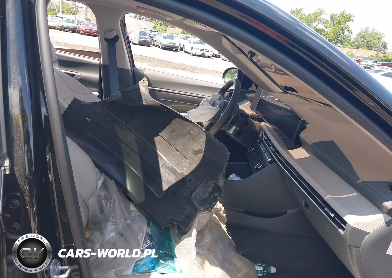 2025 Hyundai Sonata Hybrid Limited VIN:KMHL54JJ0SA114795 - 5