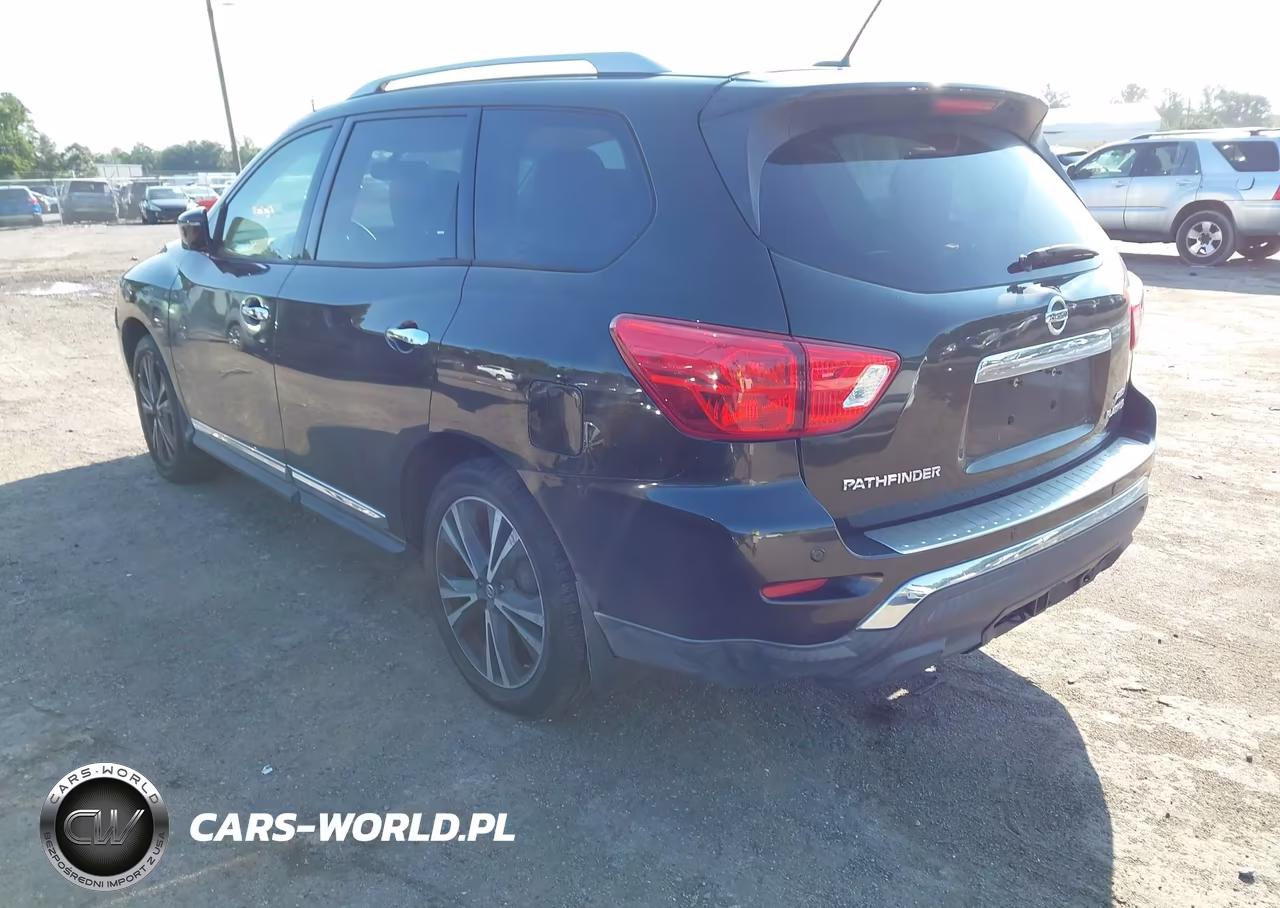 2017 Nissan Pathfinder Platinum VIN:5N1DR2MM7HC602058 - 3