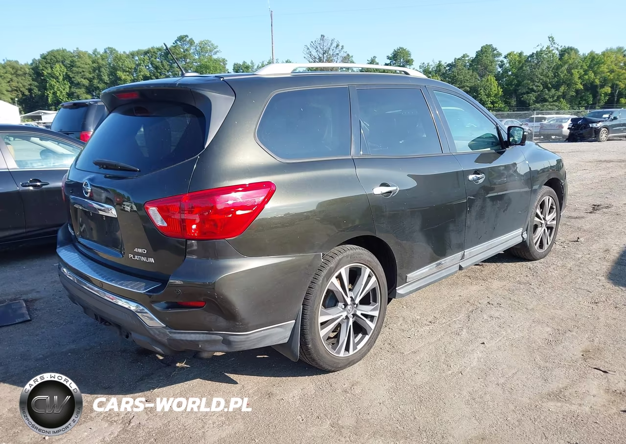 2017 Nissan Pathfinder Platinum VIN:5N1DR2MM7HC602058 - 4