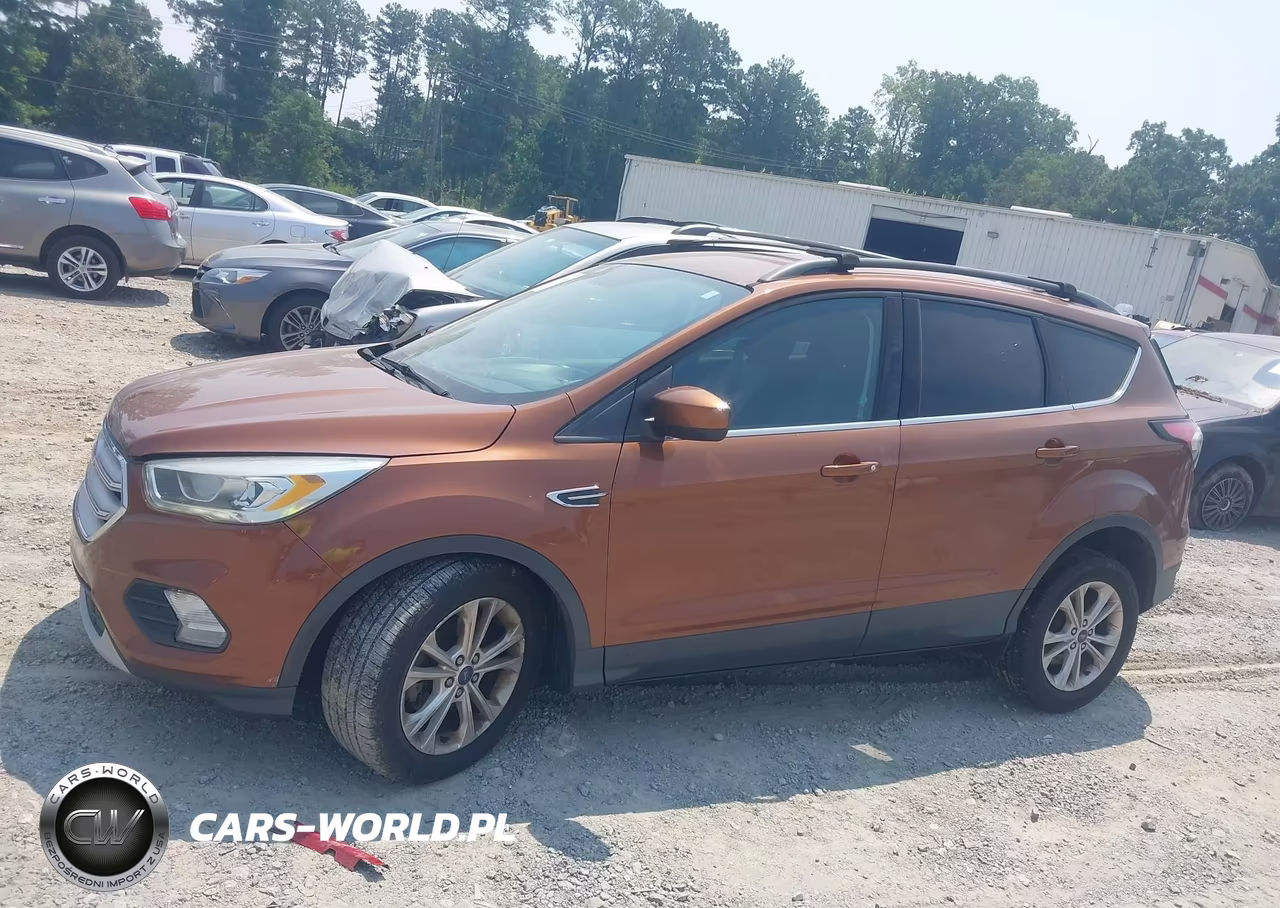 2017 Ford Escape Se VIN:1FMCU0GD6HUB77677 - 14