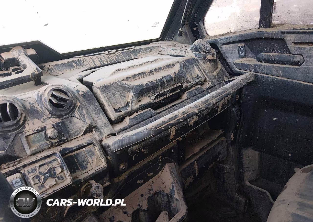 2025 Can-Am Defender Max Limited Cab Hd10-Lone Star Hd10 VIN:3JBUUAX42SK024089 - 15