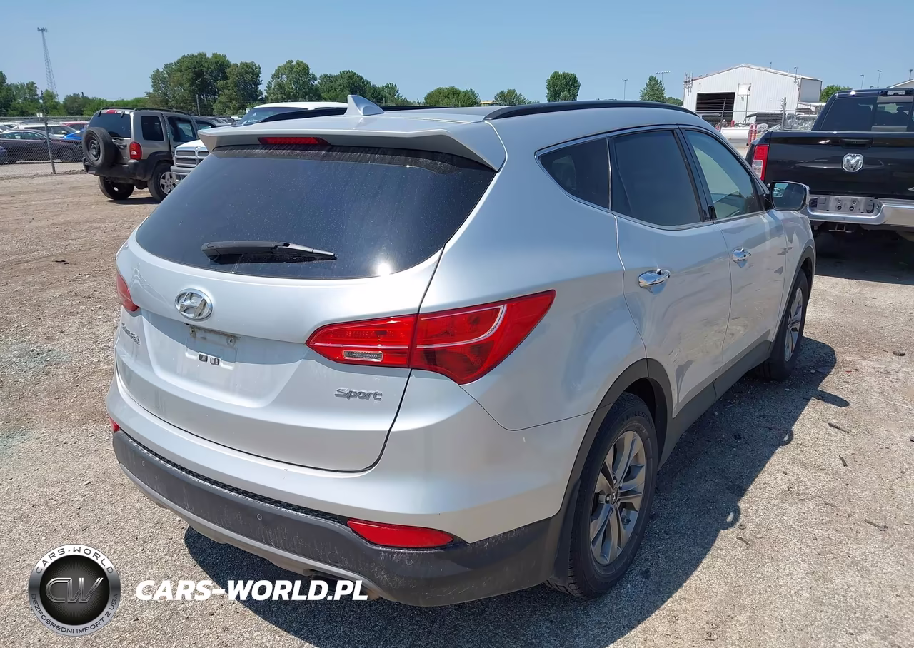 2016 Hyundai Santa Fe Sport 2.4L VIN:5XYZU3LB0GG315377 - 4