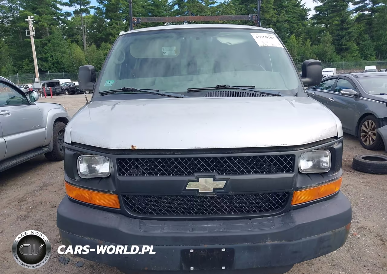 2010 Chevrolet Express 1500 Work Van VIN:1GCUGADX0A1181543 - 13