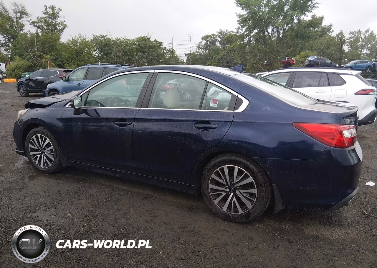 2018 Subaru Legacy 2.5I Premium VIN:4S3BNAF68J3016975 - 14