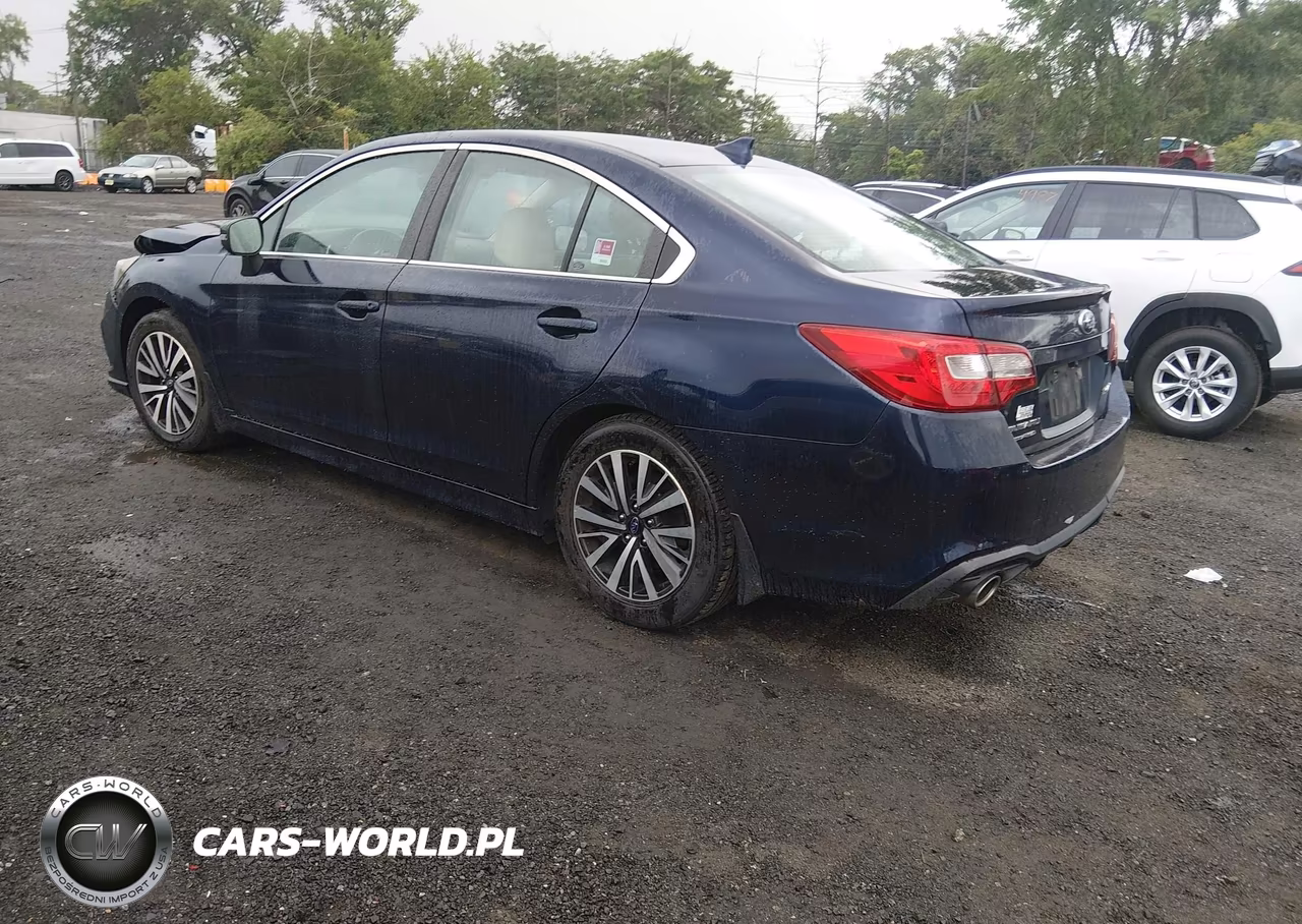 2018 Subaru Legacy 2.5I Premium VIN:4S3BNAF68J3016975 - 3