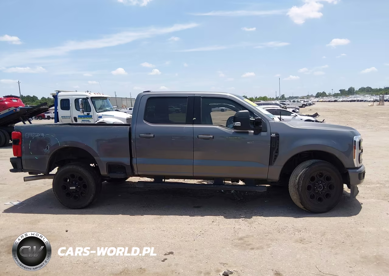2025 Ford F-250 Xlt VIN:1FT8W2BN5SED25531 - 13