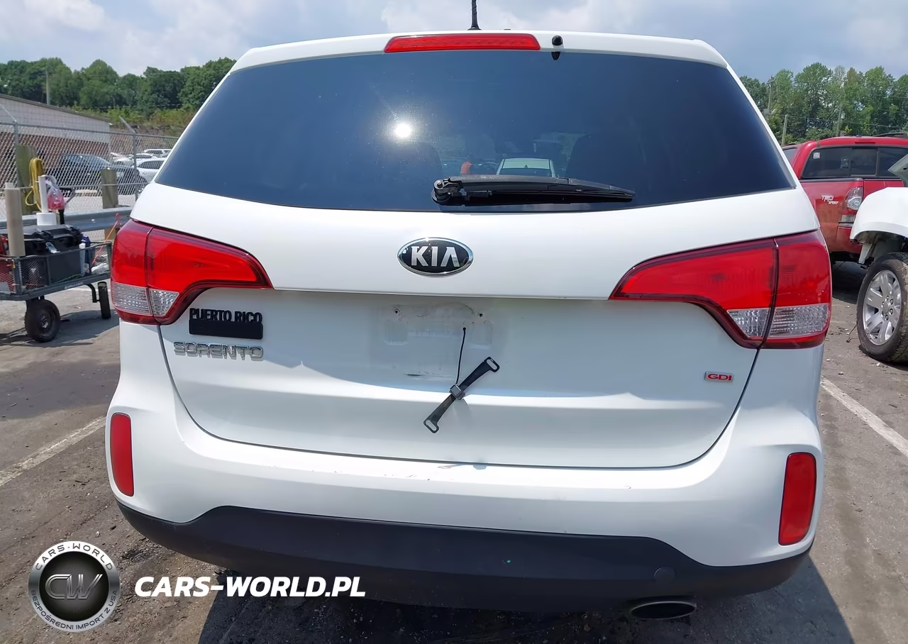 2015 Kia Sorento Lx VIN:5XYKT3A61FG591110 - 16