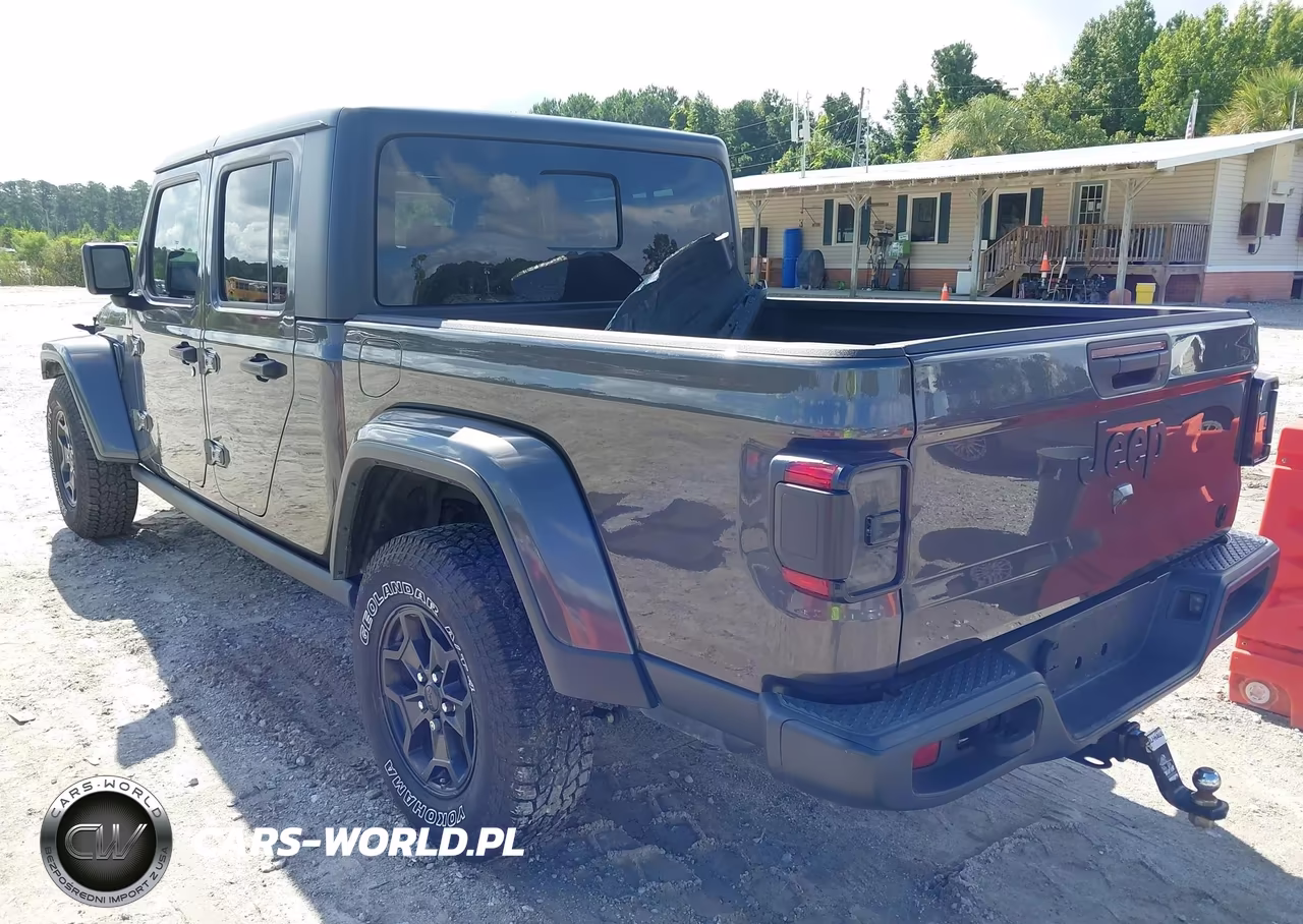 2021 Jeep Gladiator Willys 4X4 VIN:1C6HJTAGXML532591 - 3