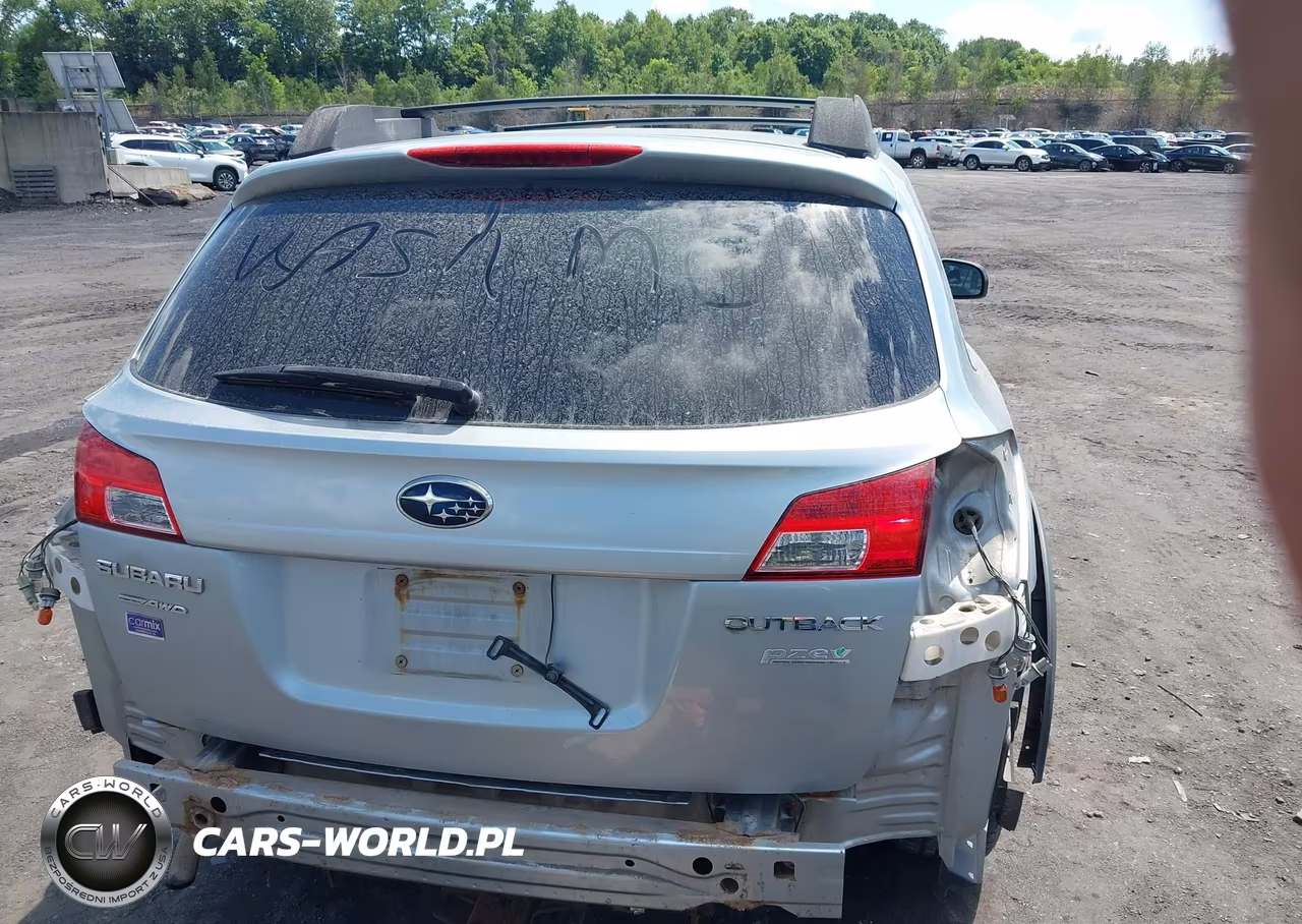 2013 Subaru Outback 2.5I Premium VIN:4S4BRBCCXD3249132 - 16