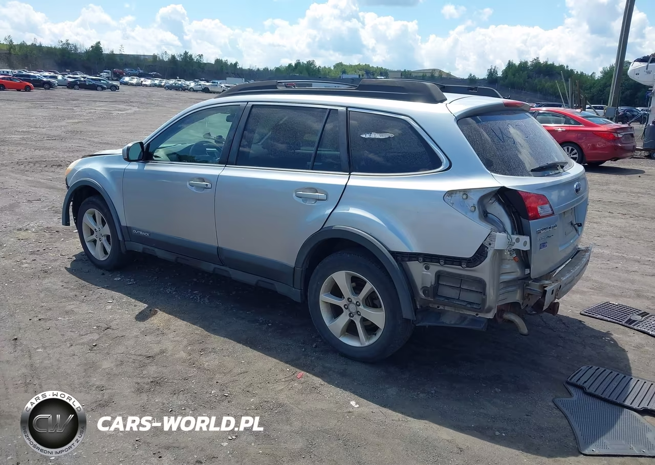 2013 Subaru Outback 2.5I Premium VIN:4S4BRBCCXD3249132 - 3
