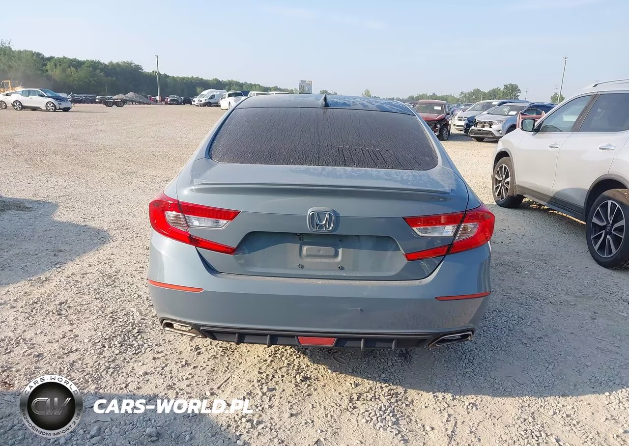 2018 Honda Accord Sport VIN:1HGCV1F35JA095271 - 17