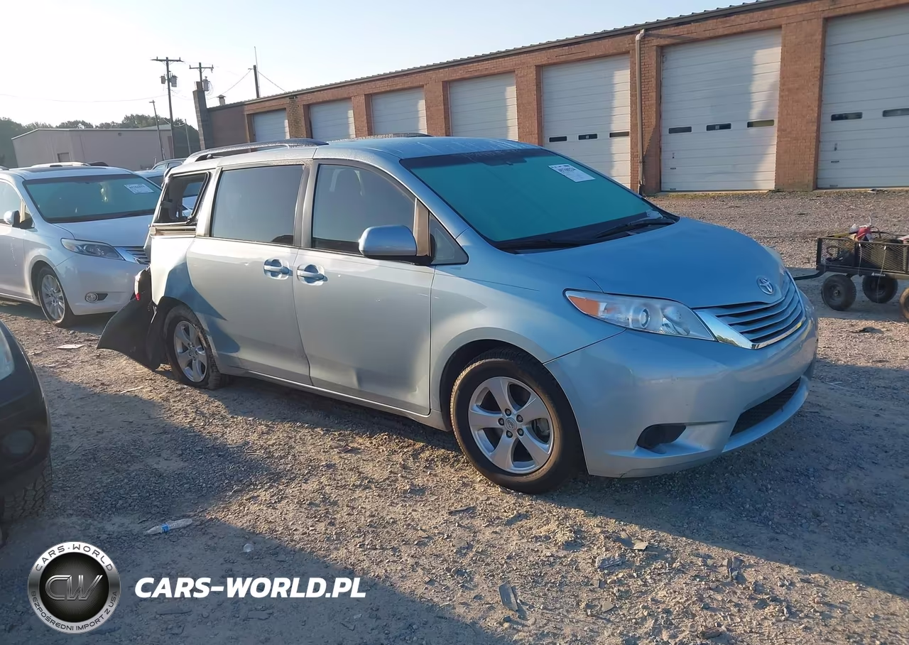 2016 Toyota Sienna Le 8 Passenger – zdjęcie 1 z 16