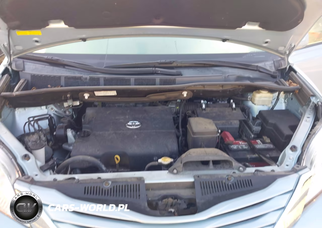 2016 Toyota Sienna Le 8 Passenger VIN:5TDKK3DC8GS713986 - 10