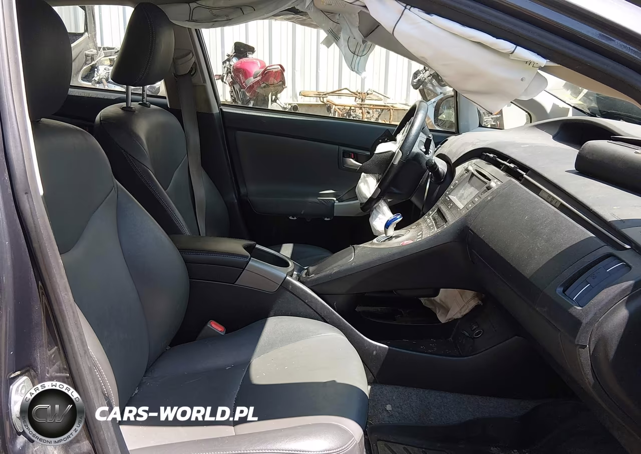 2015 Toyota Prius VIN:JTDKN3DU9F0444088 - 5