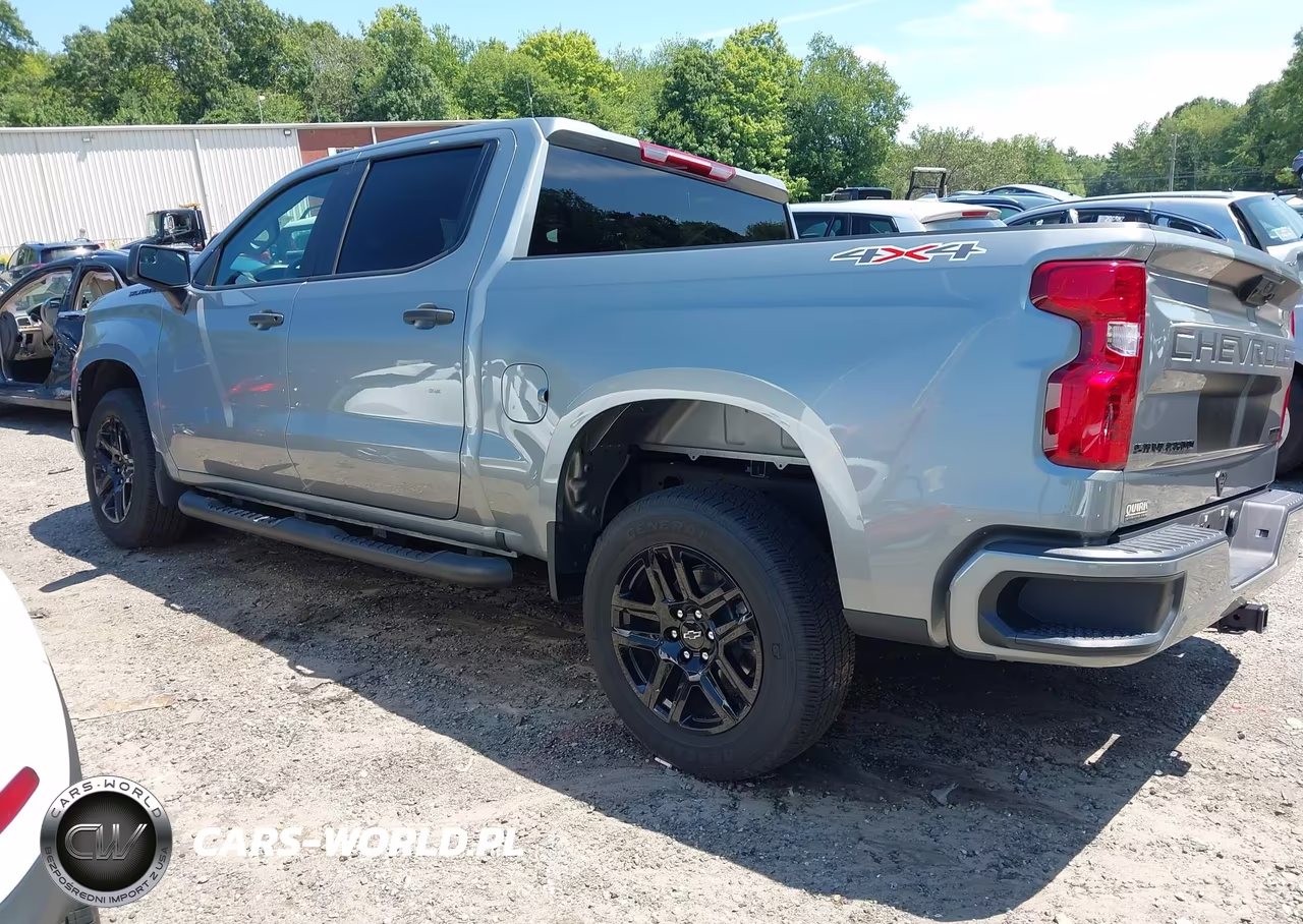 2025 Chevrolet Silverado 1500 4Wd Short Bed Custom VIN:1GCPKBEK8SZ338114 - 3