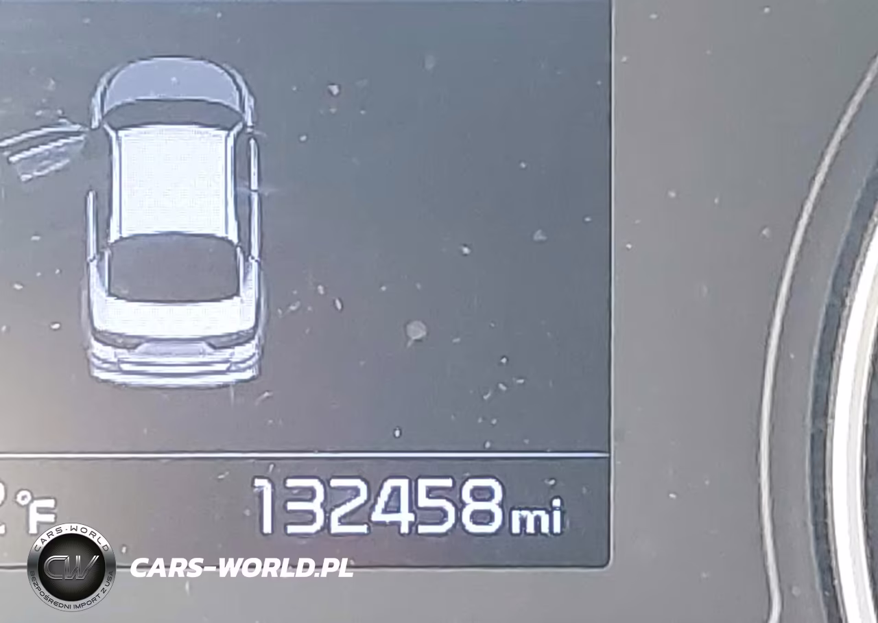 2019 Kia Optima Lx VIN:5XXGT4L31KG296022 - 16
