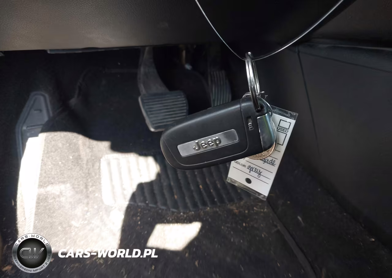 2020 Jeep Renegade Sport 4X4 VIN:ZACNJBAB9LPL16023 - 11