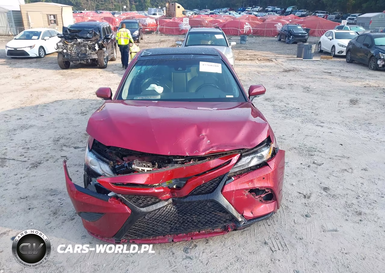 2018 Toyota Camry Xse VIN:4T1B61HK3JU669257 - 12