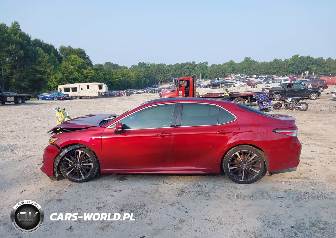 2018 Toyota Camry Xse VIN:4T1B61HK3JU669257 - 14