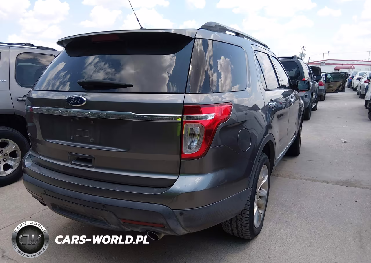 2011 Ford Explorer Xlt VIN:1FMHK7D84BGA10963 - 4
