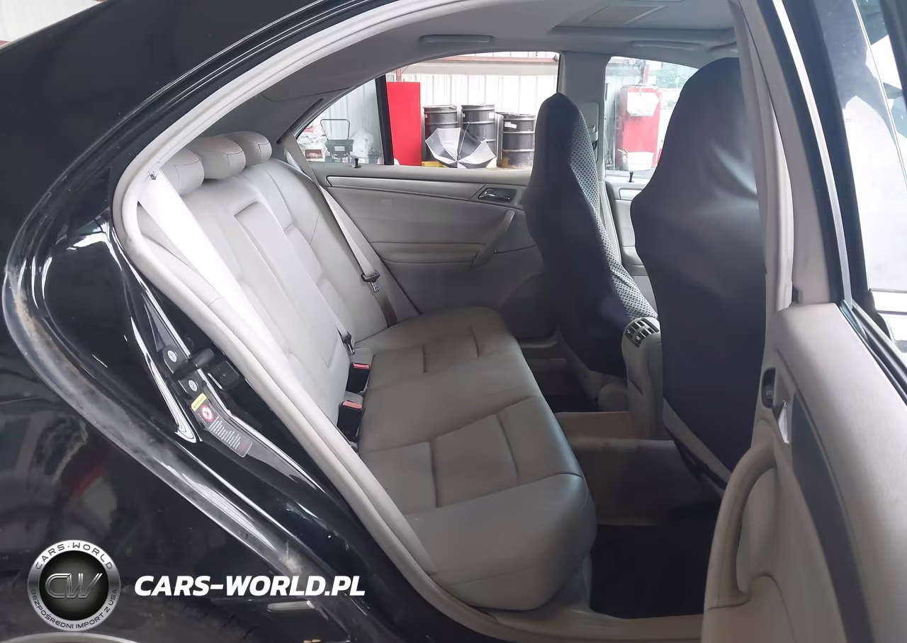 2005 Mercedes-Benz C 230 Kompressor Sport VIN:WDBRF40J35F711622 - 8