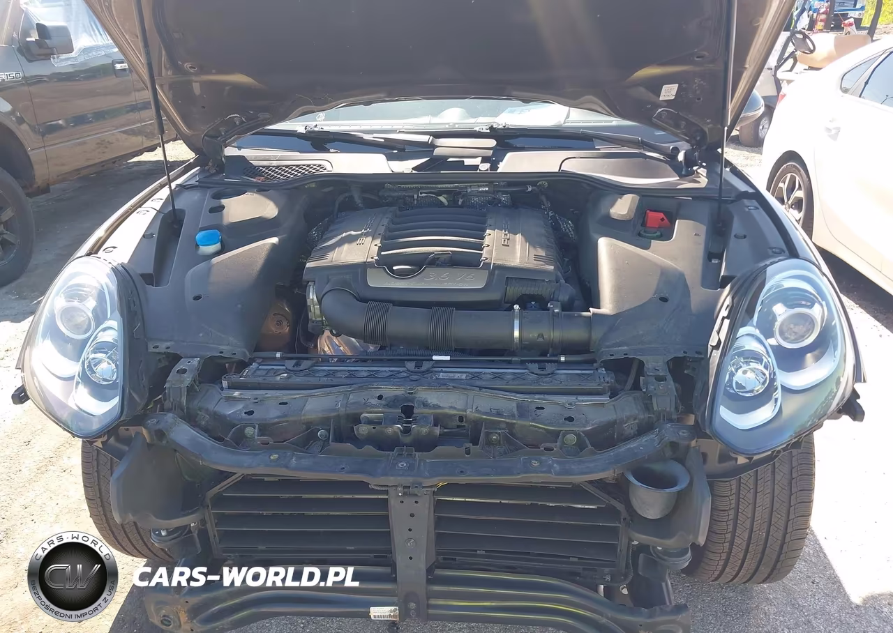 2016 Porsche Cayenne VIN:WP1AA2A24GKA12761 - 10