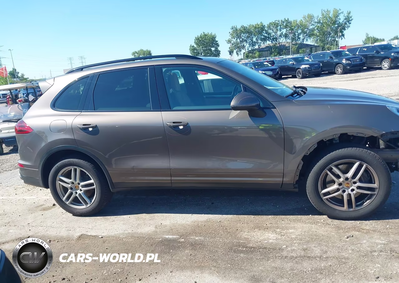 2016 Porsche Cayenne VIN:WP1AA2A24GKA12761 - 14