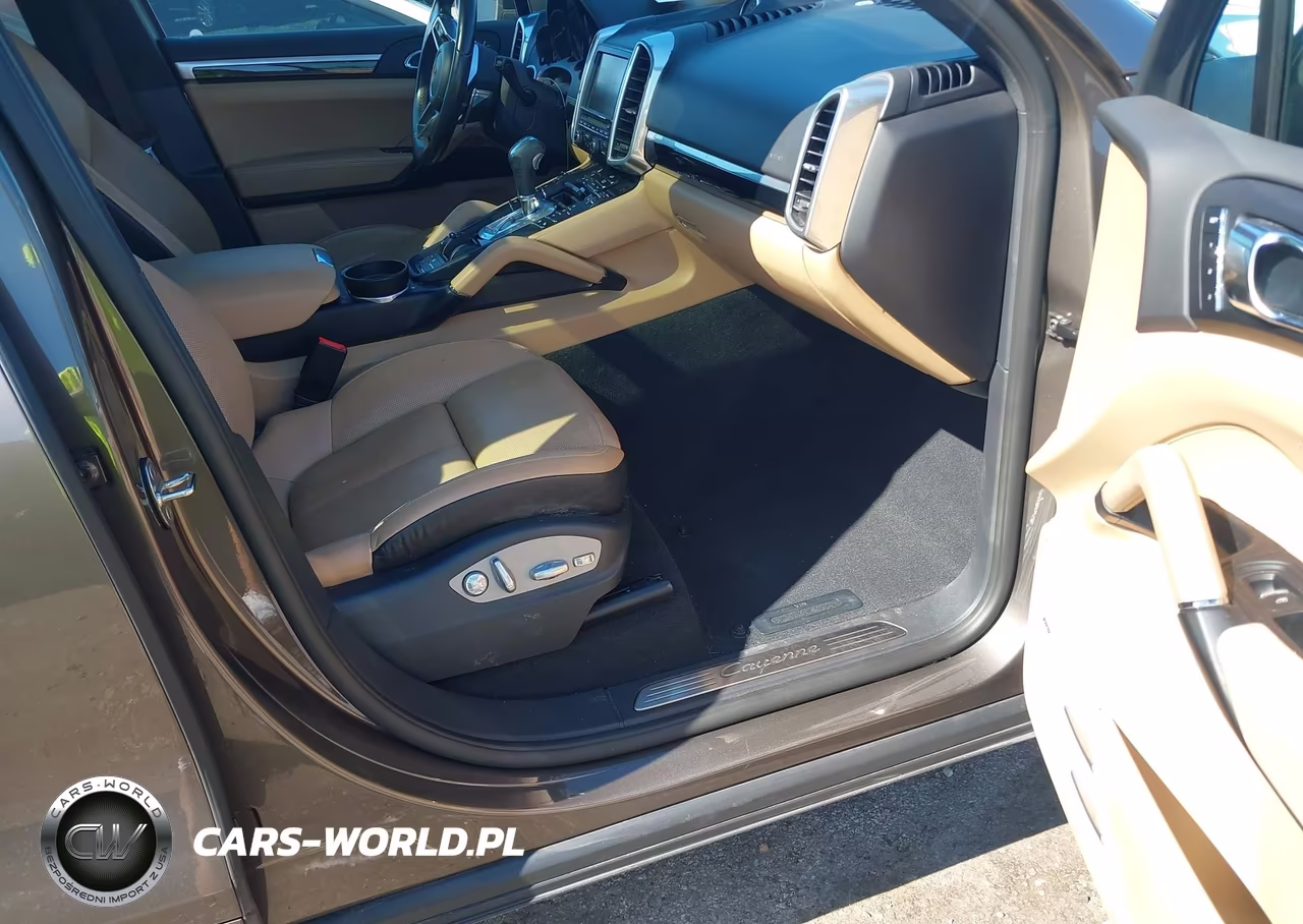 2016 Porsche Cayenne VIN:WP1AA2A24GKA12761 - 5