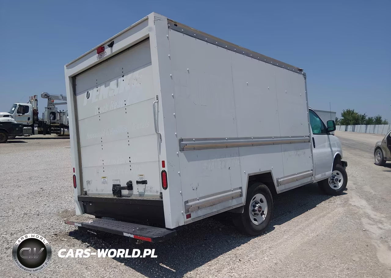 2022 GMC Savana Cutaway Work Van VIN:1GD07RFP4N1179368 - 4