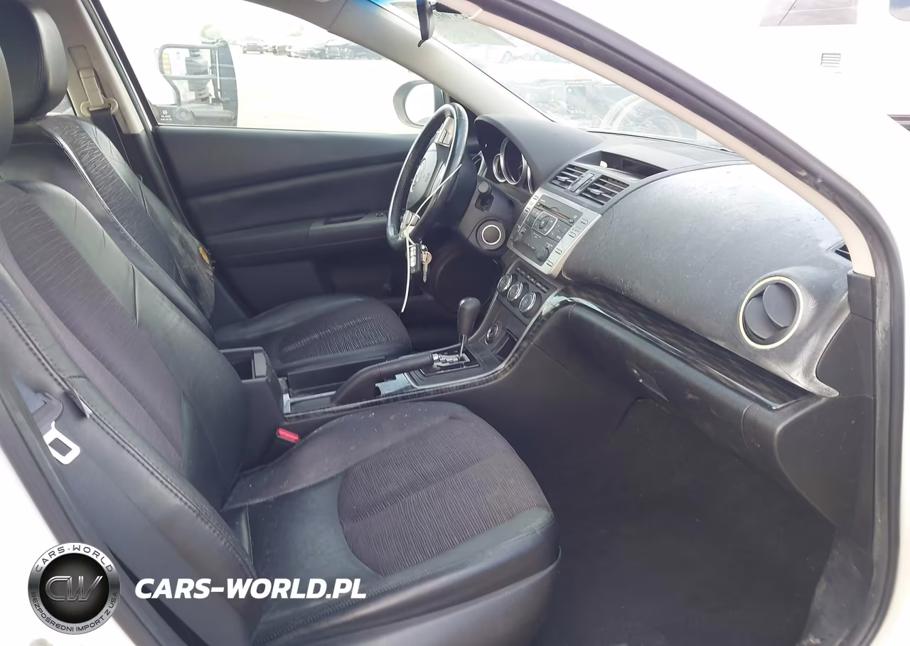 2009 Mazda Mazda6 I Touring VIN:1YVHP82A795M45526 - 5