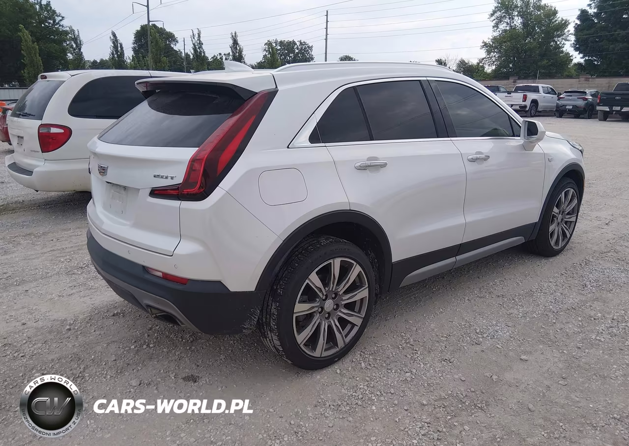 2019 Cadillac Xt4 Premium Luxury VIN:1GYFZCR40KF186043 - 4