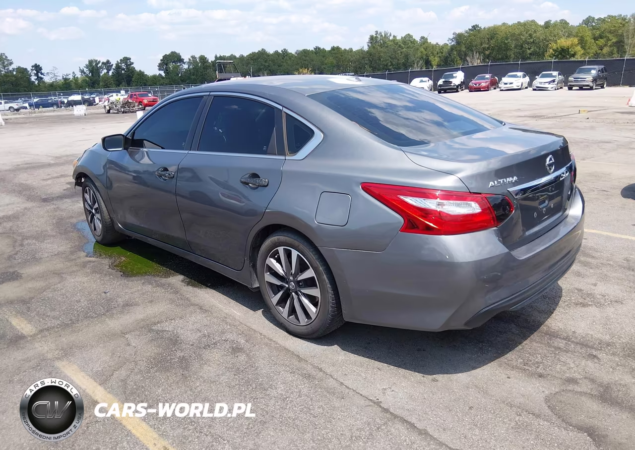 2017 Nissan Altima 2.5 Sv VIN:1N4AL3AP7HC257813 - 3