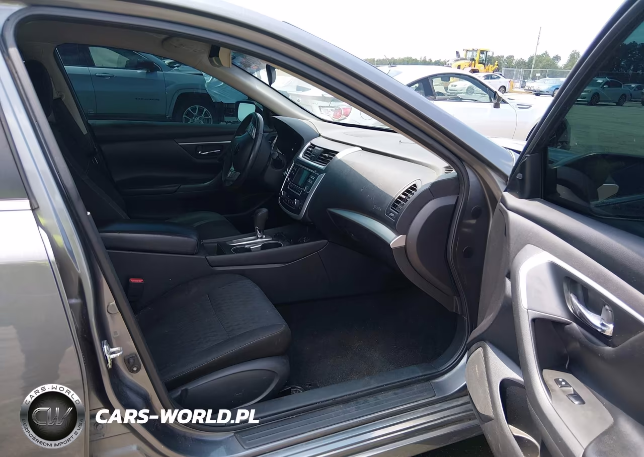 2017 Nissan Altima 2.5 Sv VIN:1N4AL3AP7HC257813 - 5