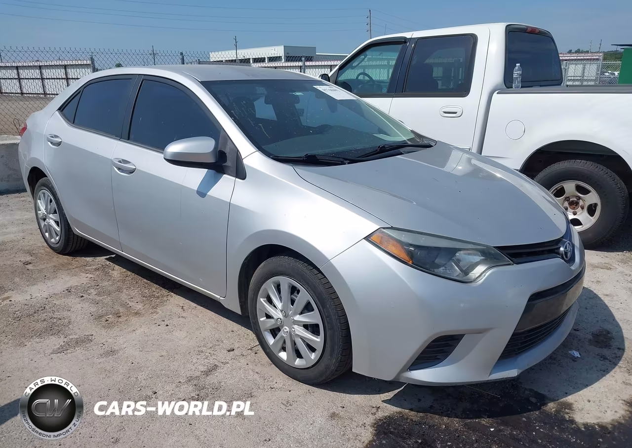 2015 Toyota Corolla Le – zdjęcie 1 z 16