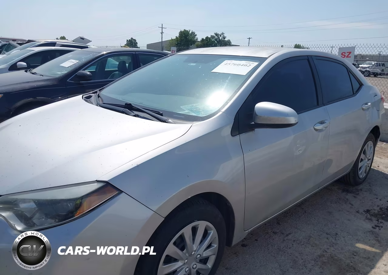 2015 Toyota Corolla Le VIN:5YFBURHEXFP329773 - 14