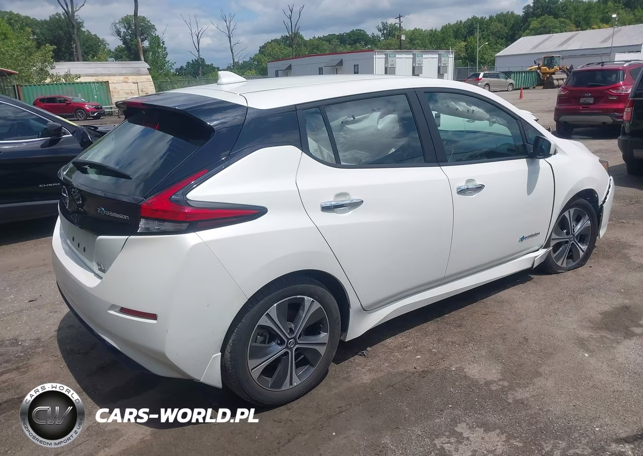 2019 Nissan Leaf Sv Plus VIN:1N4BZ1CP9KC311432 - 4