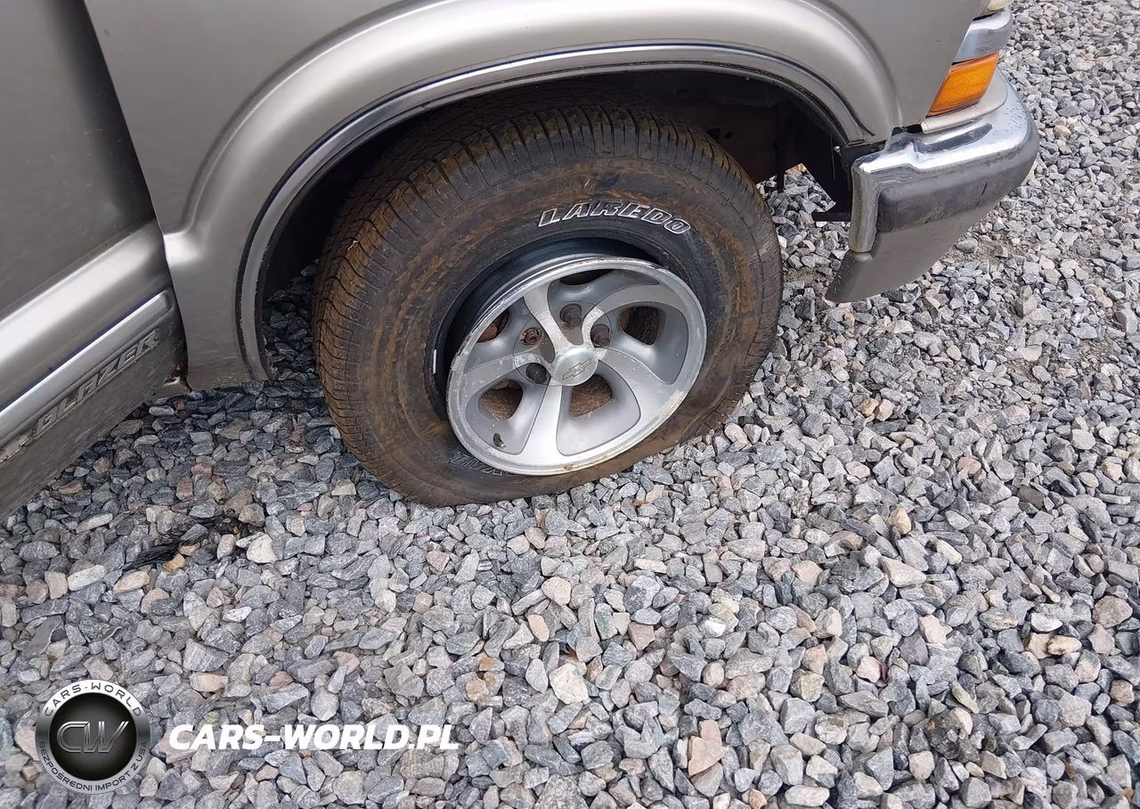2000 Chevrolet Blazer Lt VIN:1GNCS13W8Y2131178 - 15