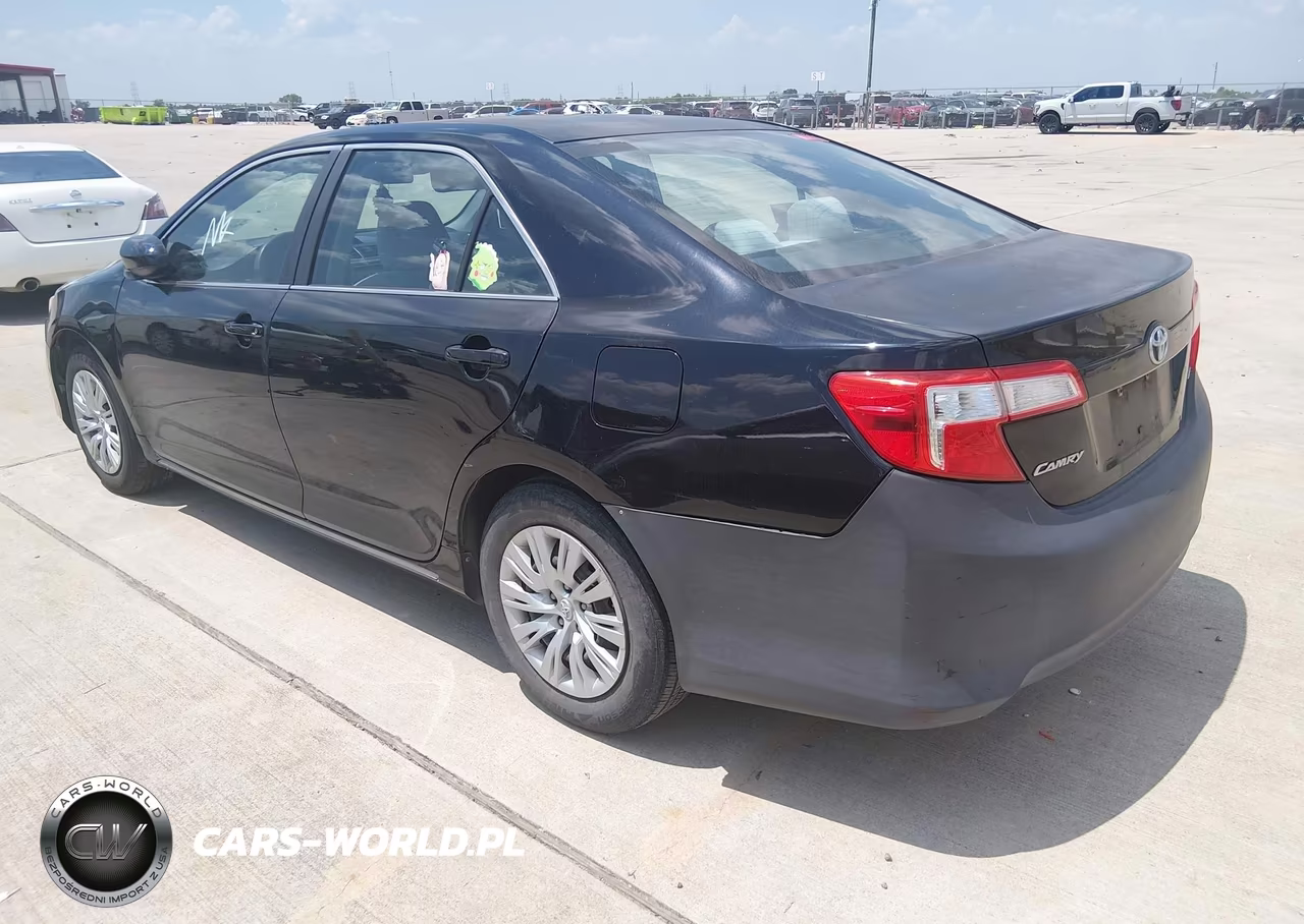 2012 Toyota Camry Le VIN:4T1BF1FK1CU063185 - 3