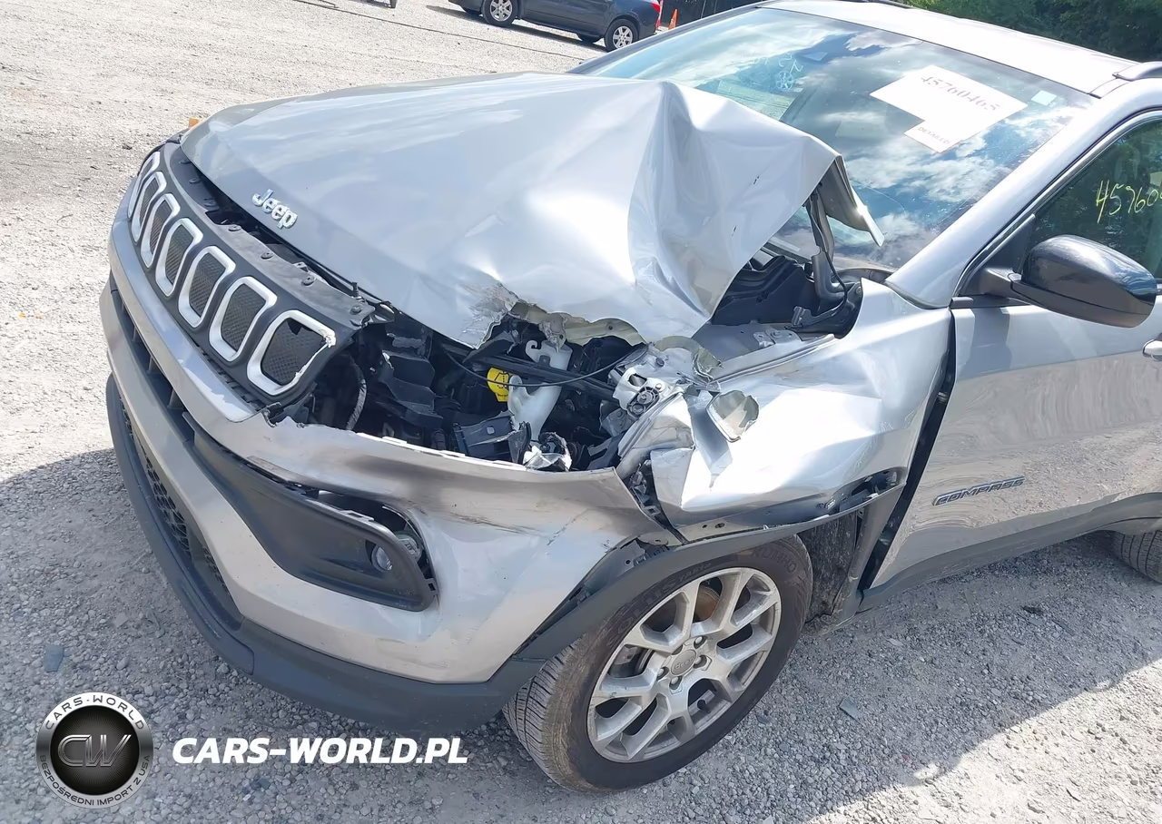 2022 Jeep Compass Latitude Lux 4X4 VIN:3C4NJDFB5NT135908 - 17