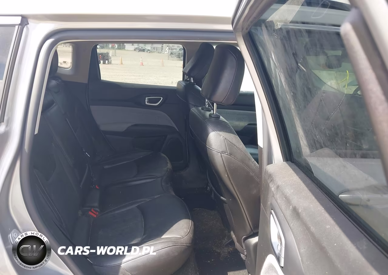 2022 Jeep Compass Latitude Lux 4X4 VIN:3C4NJDFB5NT135908 - 8