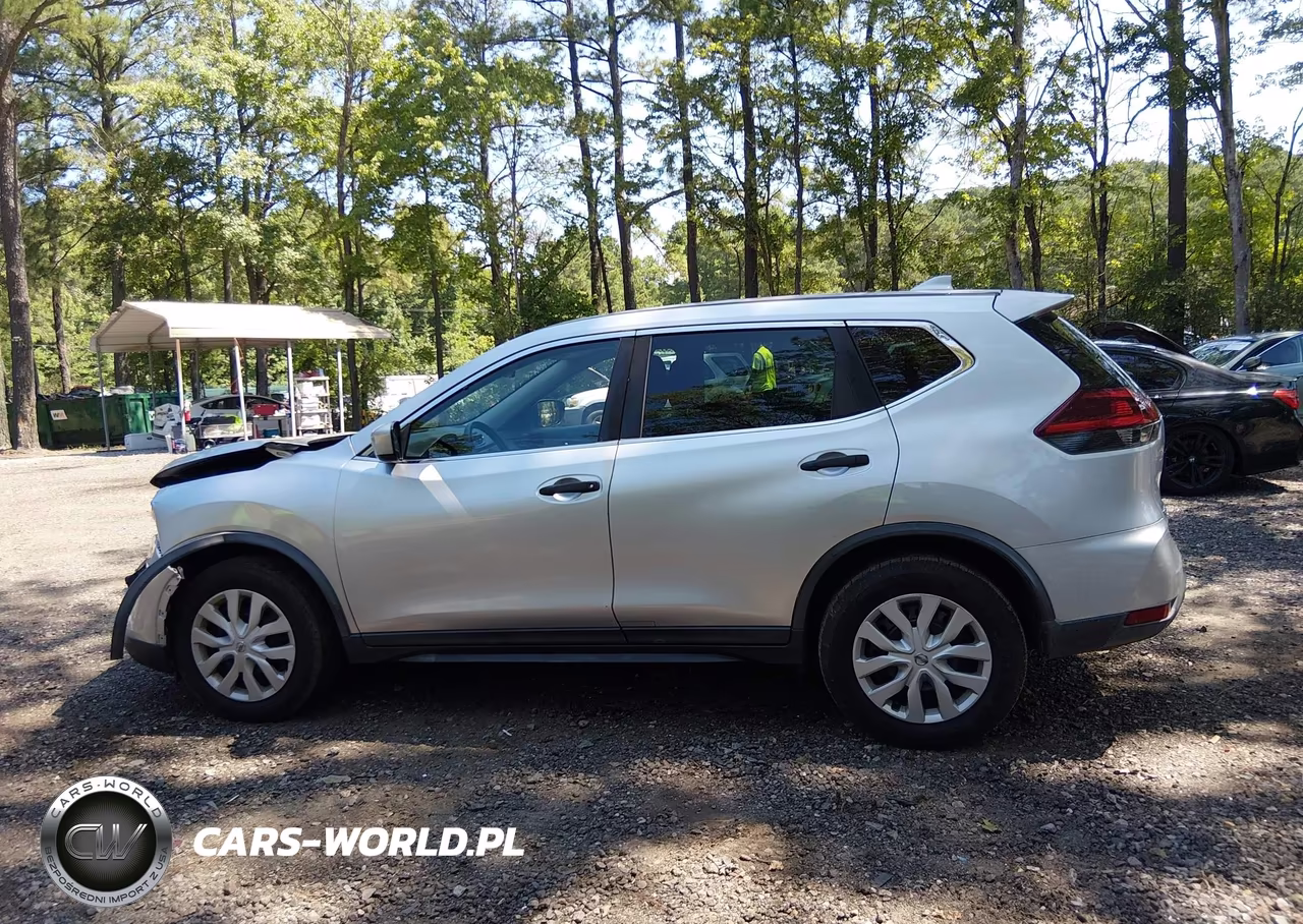 2018 Nissan Rogue S VIN:KNMAT2MT8JP617652 - 14