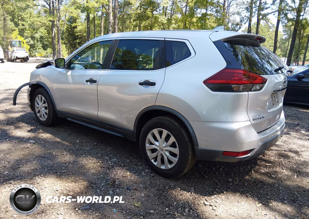2018 Nissan Rogue S VIN:KNMAT2MT8JP617652 - 3